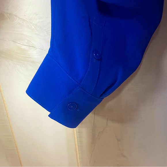 Eileen Fisher Blue 100% Silk V Neck Long Sleeve Hi Low Blouse Sz XS - Picture 5 of 5